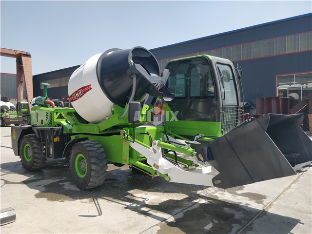 Self loading concrete mixer for sale