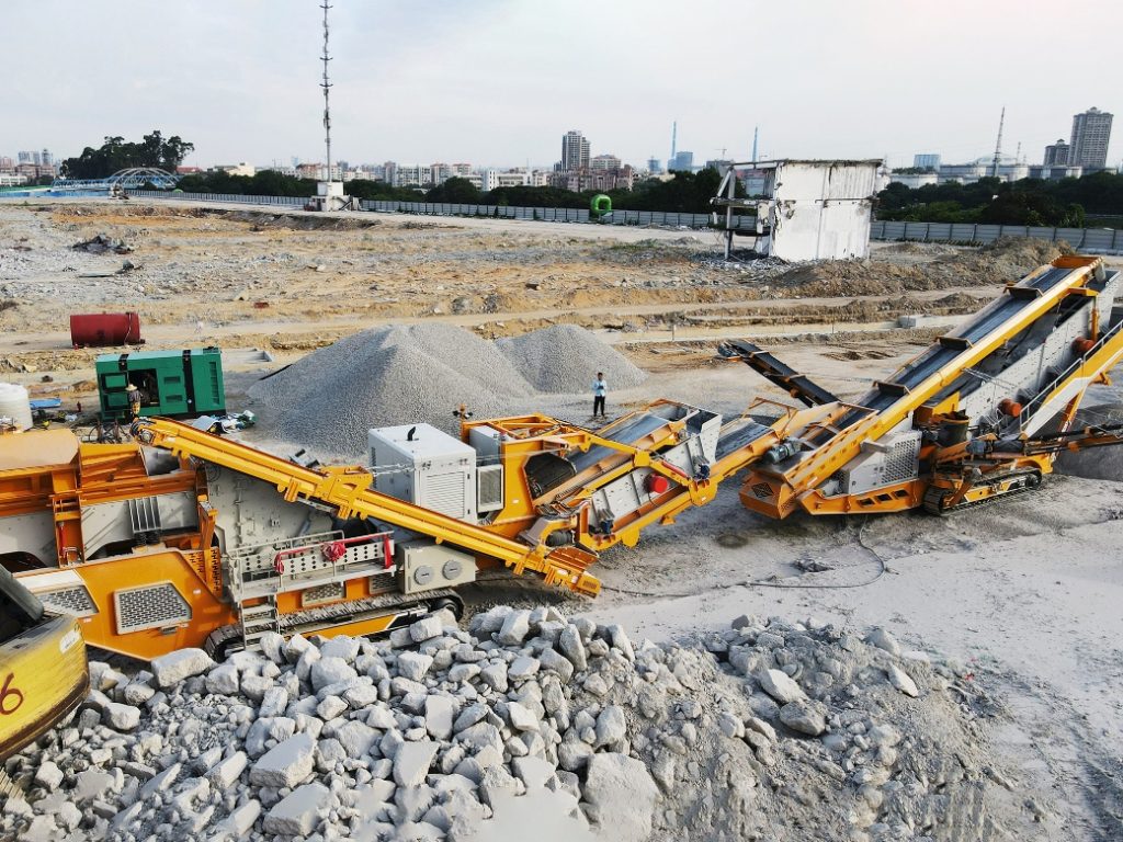 Crawler Crushing and Screening Plant In Malaysia for Sale