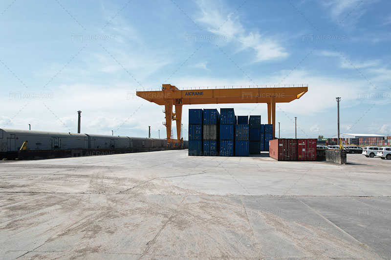 Rail Mounted Gantry Crane for Sale