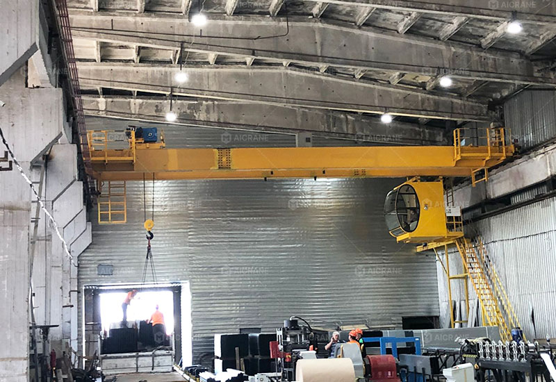 overhead crane in steel plant