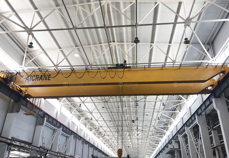 overhead cranes for steel plate handling